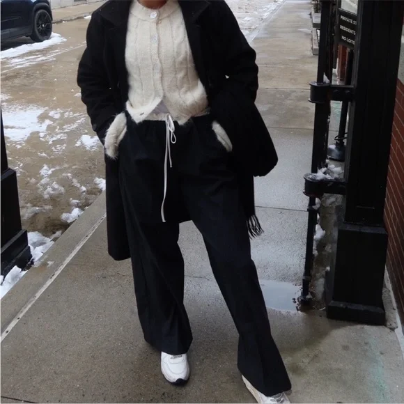 Zara Wide-Leg Pinstripe Trousers - Picture 3 of 4